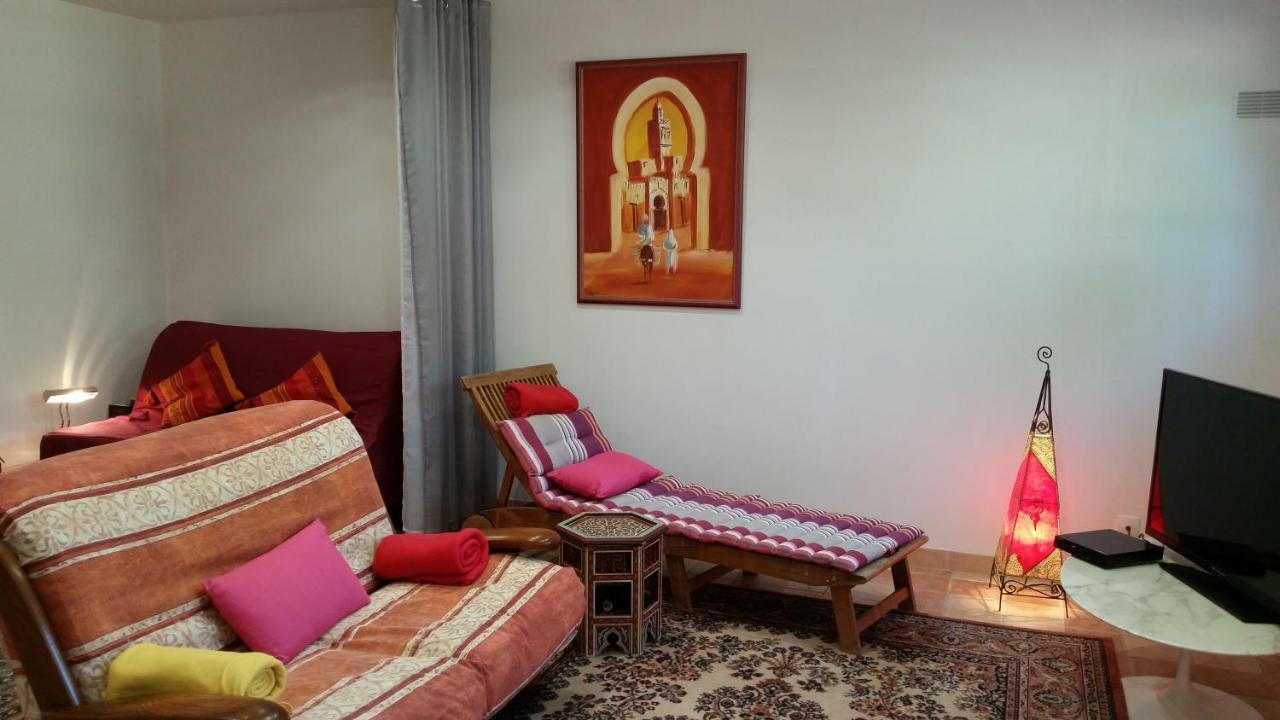 Chambre Avec Jardin Pierre Curie Bry-sur-Marne Dış mekan fotoğraf